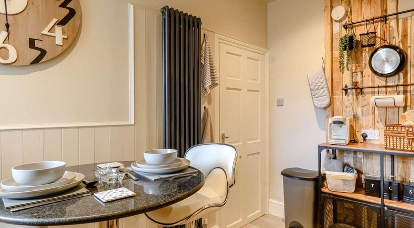 Photo of 1 Bed in Scarborough