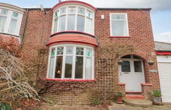 Clover Leaf Holiday Home