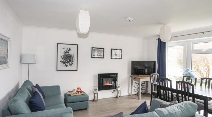 Photo of 5 Ger Y Nant