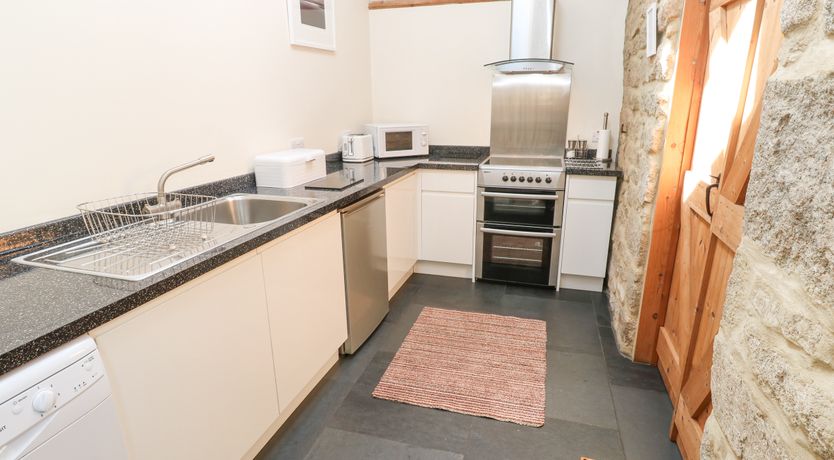 Photo of Godolphin Barn