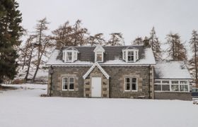 The Larches Holiday Cottage