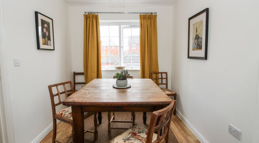 Photo of 30 Poplar Close