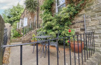 3 Hamilton Terrace Holiday Cottage