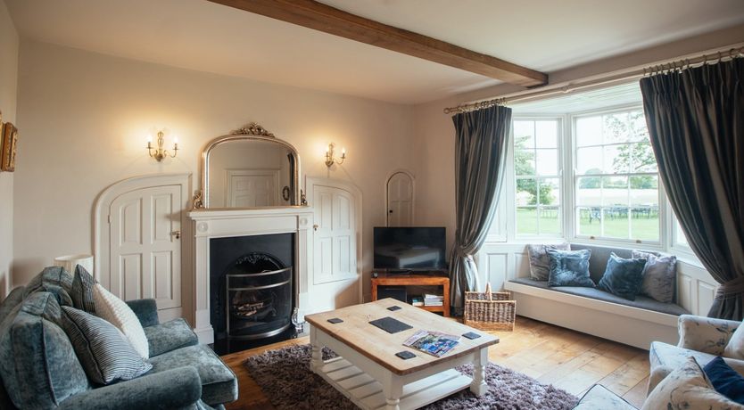 Photo of Manor House