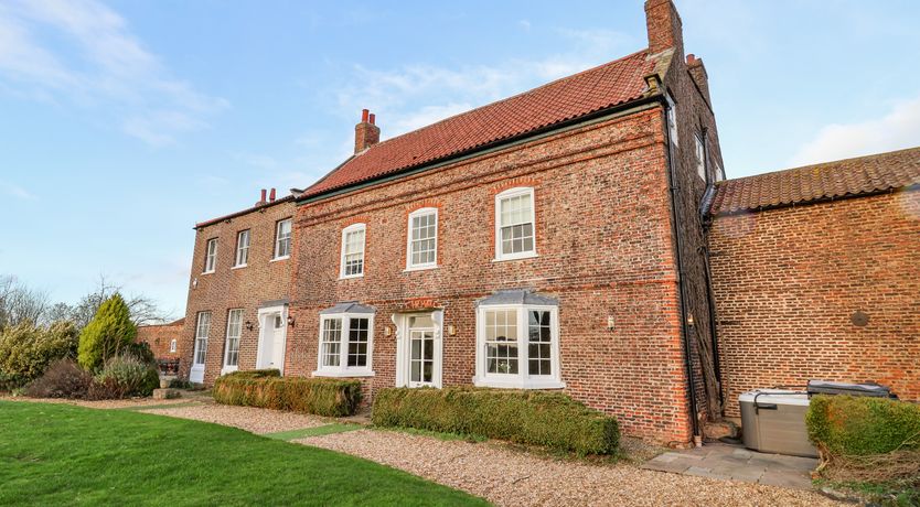 Photo of Manor House