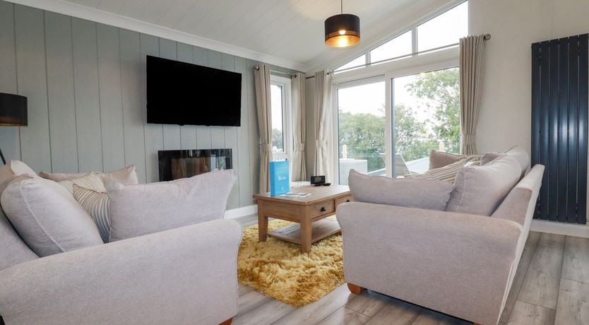 Photo of Mordros Lodge