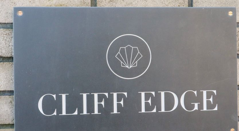 Photo of 33 Cliff Edge