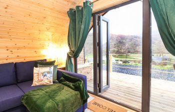 The Shearer - Crossgate Luxury Glamping Holiday Cottage