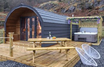 Lovies Place - Crossgate Luxury Glamping Holiday Cottage