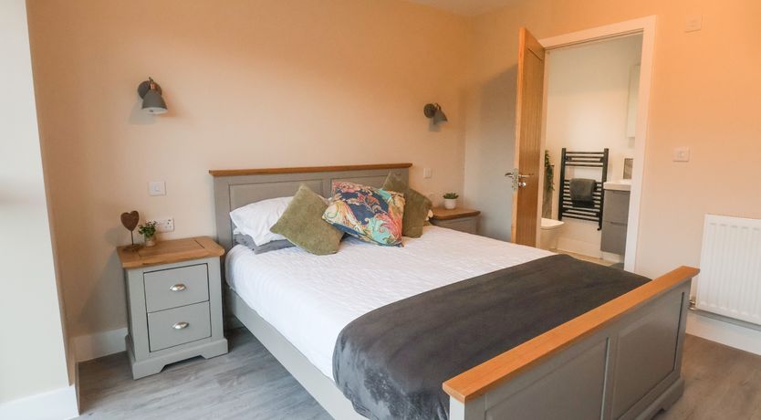 Photo of Fron Haul - Robin Goch