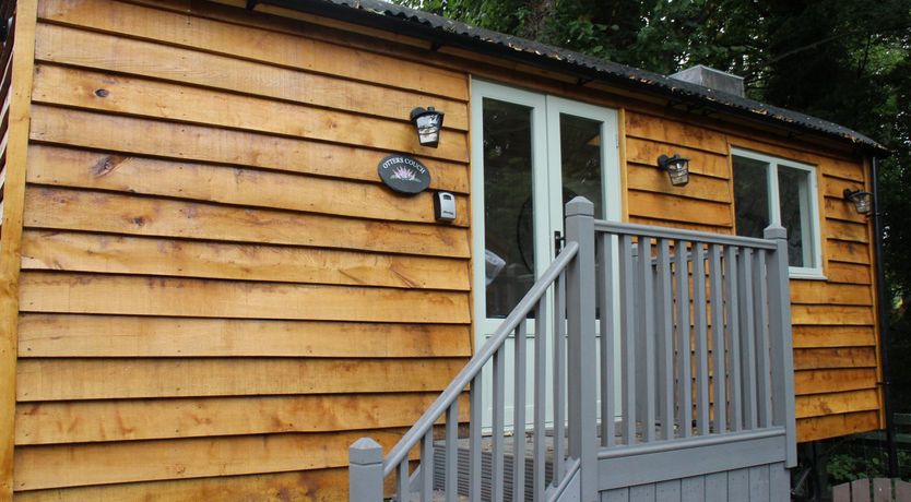 Photo of Otters Crouch