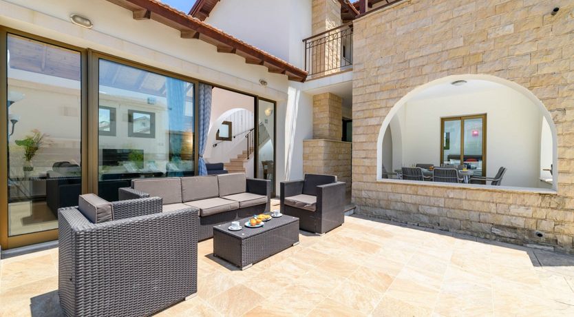 Photo of An Arch for an Arch