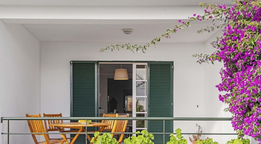 Photo of Lost in Funchal Flora