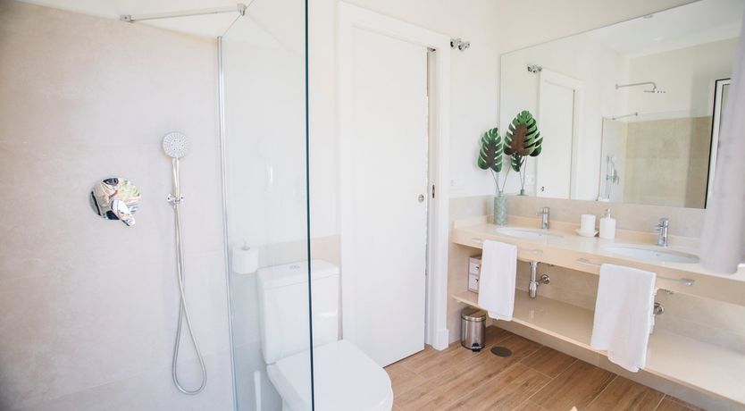 Photo of Seville Seclusion