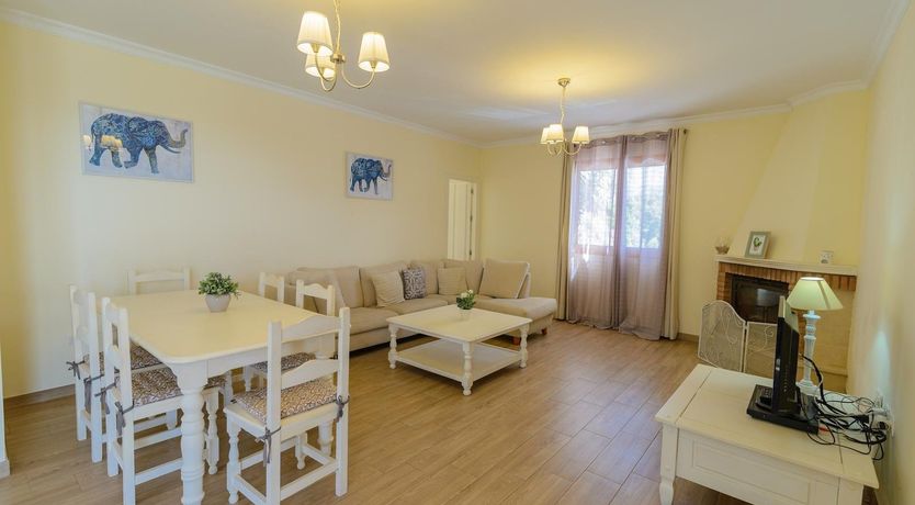 Photo of Complete Cómpeta