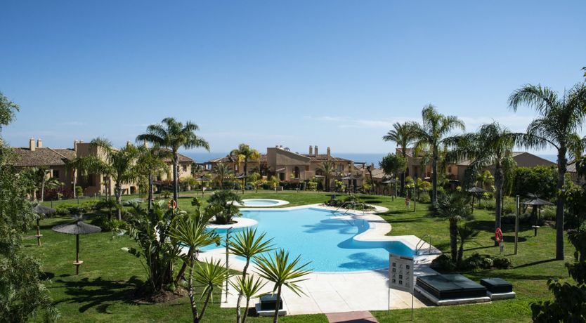 Photo of Admiring Glance