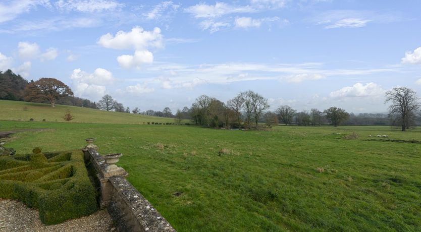 Photo of Lady Elizabethan