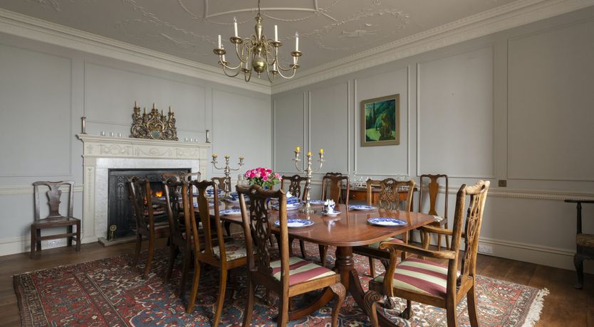 Photo of Lady Elizabethan