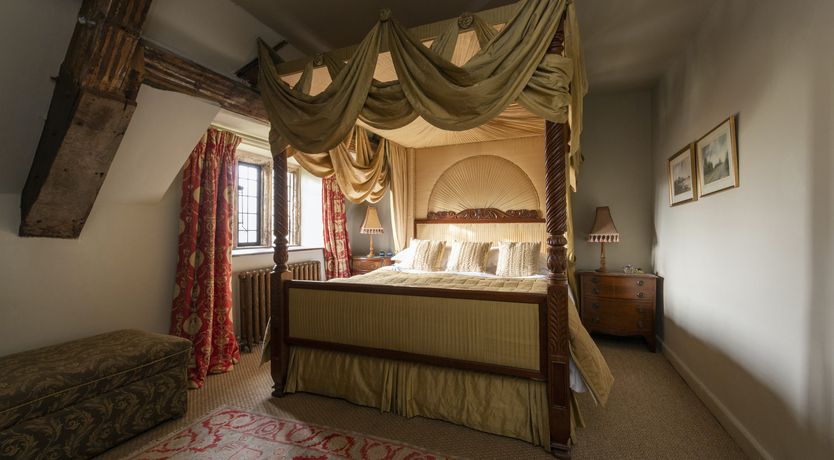 Photo of Lady Elizabethan