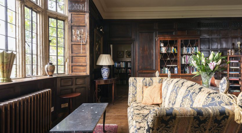 Photo of Lady Elizabethan