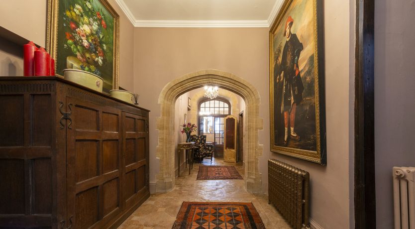 Photo of Lady Elizabethan