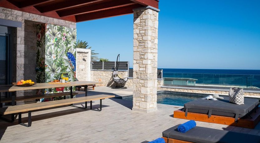 Photo of Stone to Beach