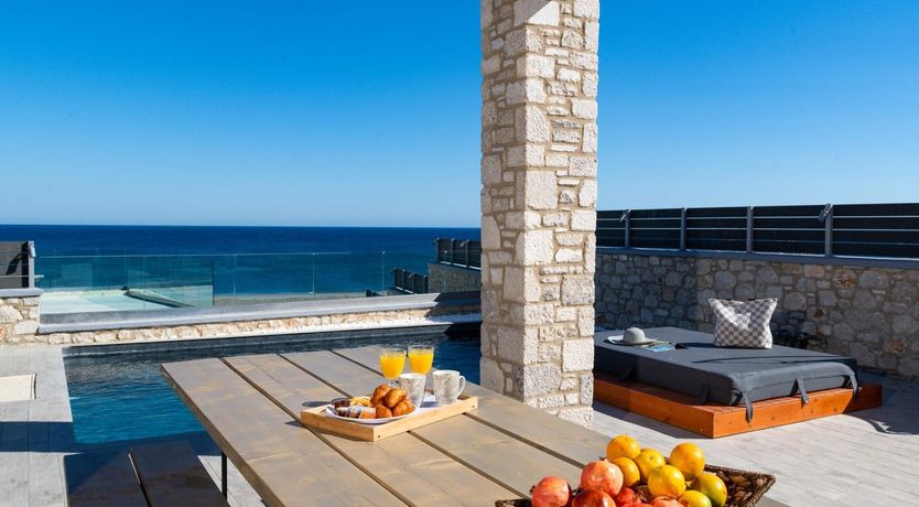 Photo of Stone to Beach