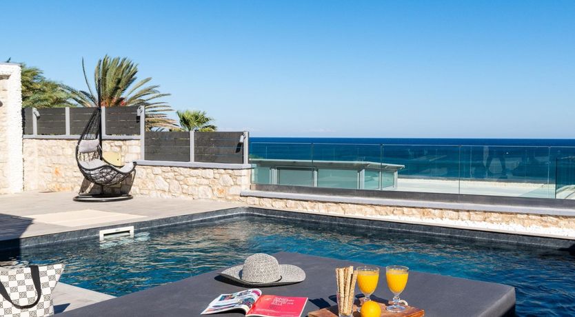 Photo of Stone to Beach