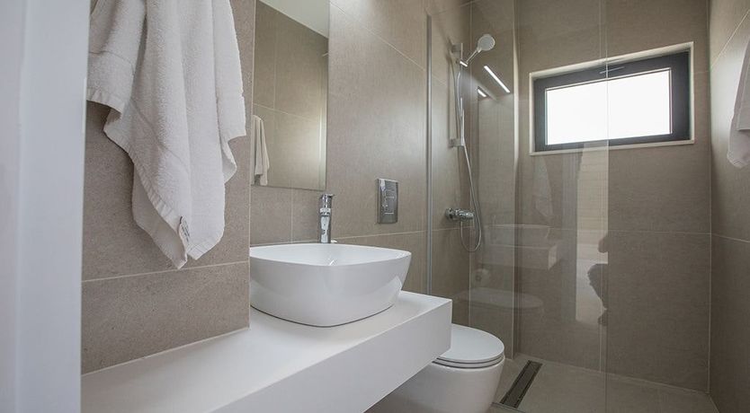 Photo of White Wood & Water