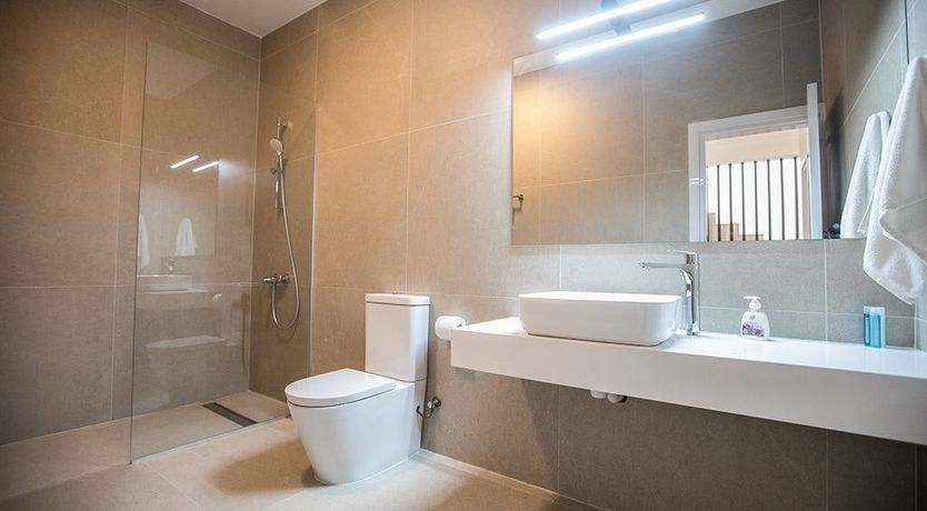 Photo of White Wood & Water