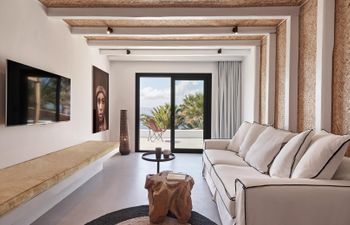 Of Palm & Sea Villa