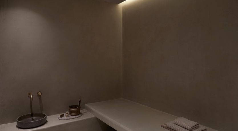 Photo of The Edge of Infinity