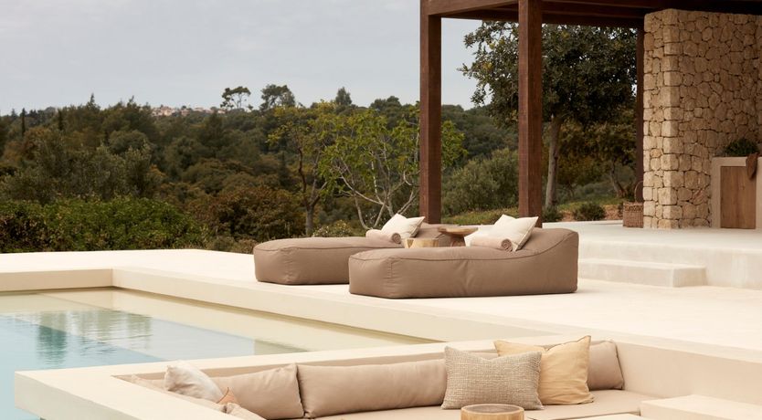 Photo of The Edge of Infinity