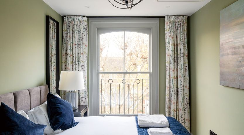 Photo of The Right Profile