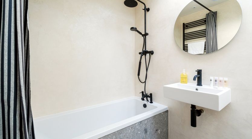 Photo of The Right Profile