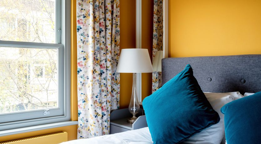 Photo of The Right Profile