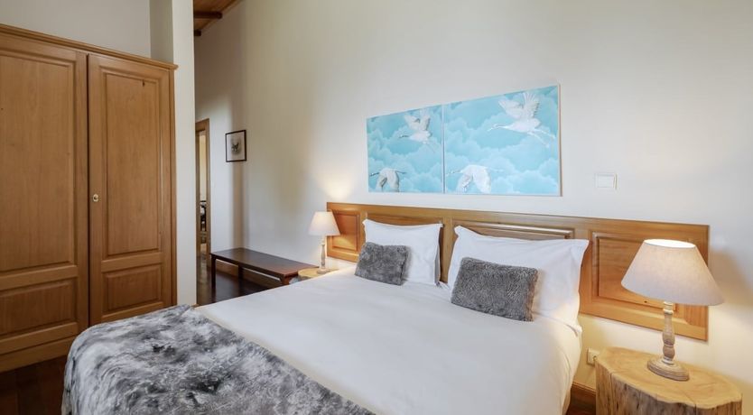 Photo of Grassy Hollow