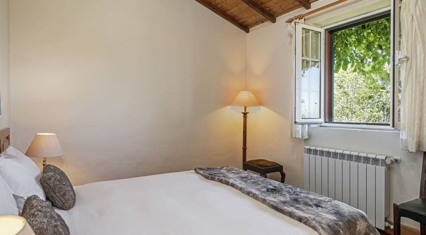 Photo of Grassy Hollow