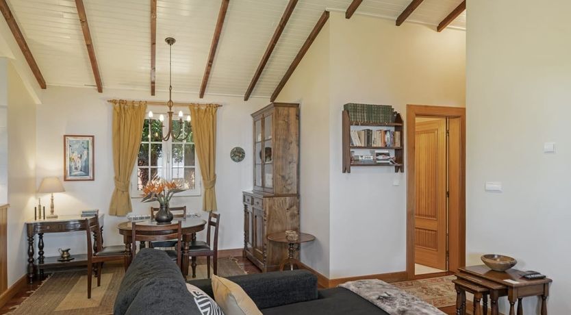 Photo of Grassy Hollow