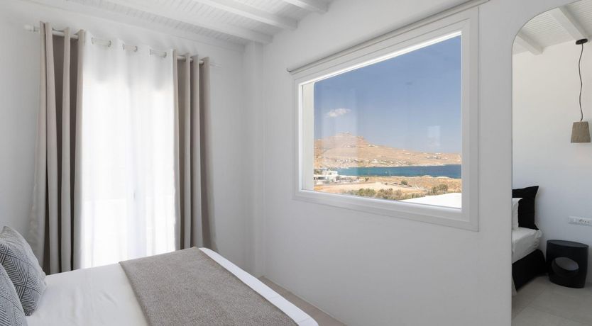 Photo of Anna's Daydream