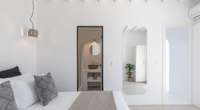 Photo of Anna's Daydream