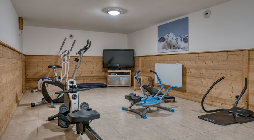 Photo of Pirouettes in Salopettes