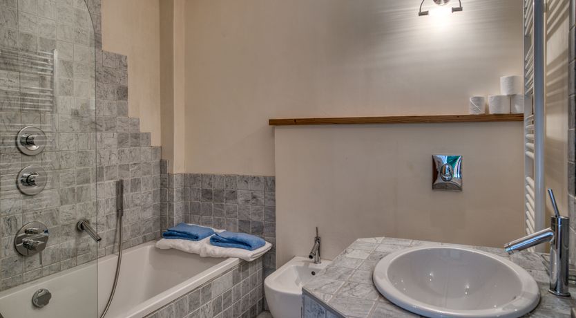 Photo of Pirouettes in Salopettes