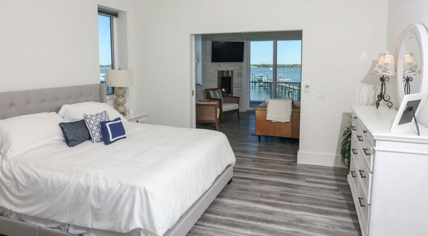 Photo of Dolphin Watch