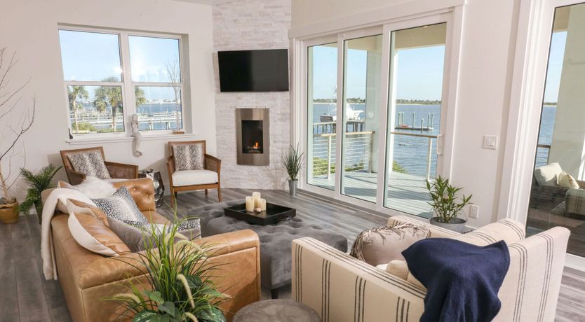 Photo of Dolphin Watch