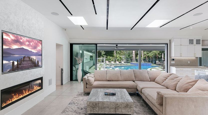 Photo of Fountainous Luxury