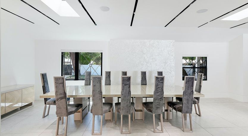 Photo of Fountainous Luxury