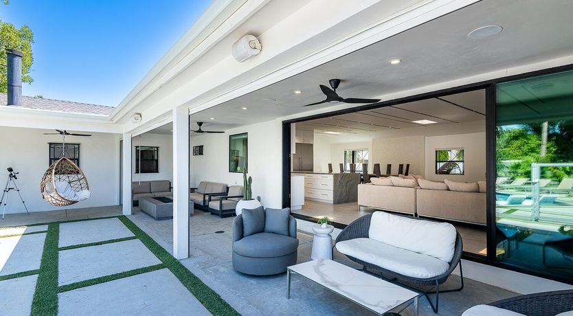 Photo of Fountainous Luxury