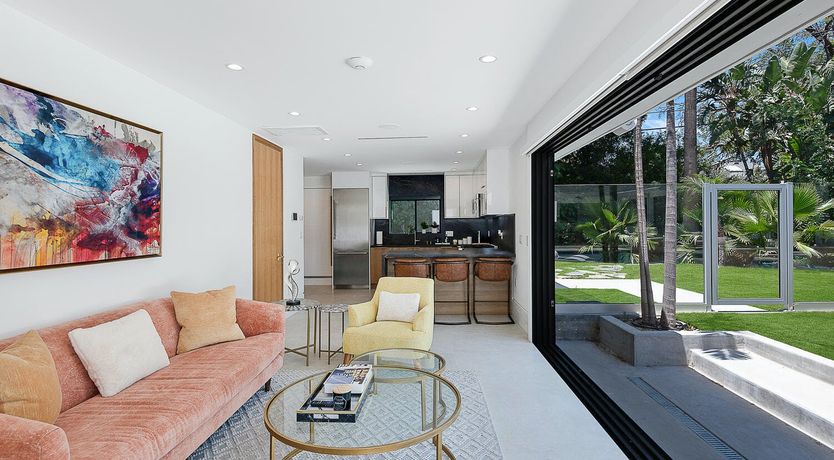 Photo of Fountainous Luxury