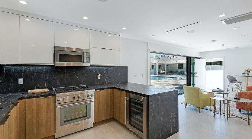 Photo of Fountainous Luxury